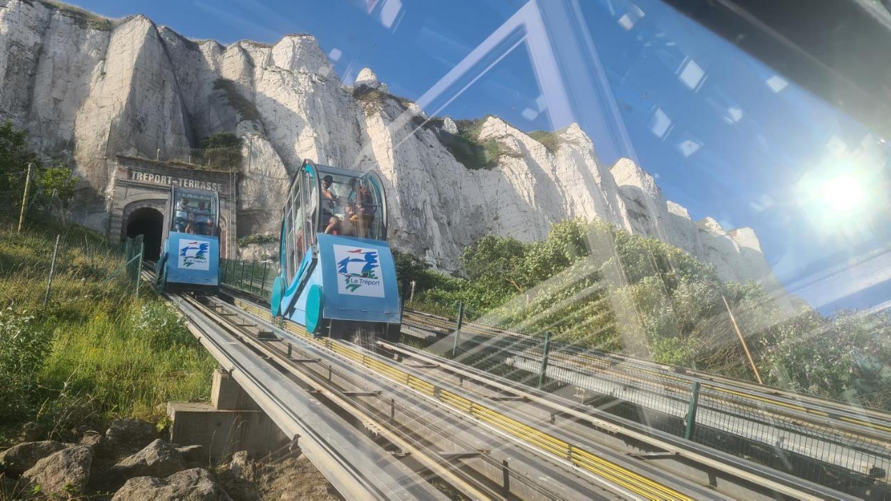 Du Bord De 9 Avec Vraie Vue
