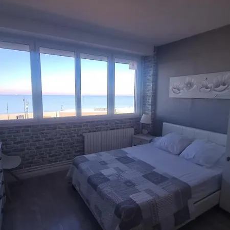 Residence Du Bord De Mer 9 Appartements Avec Une Vraie Vue Mer Le Tréport Exterior foto