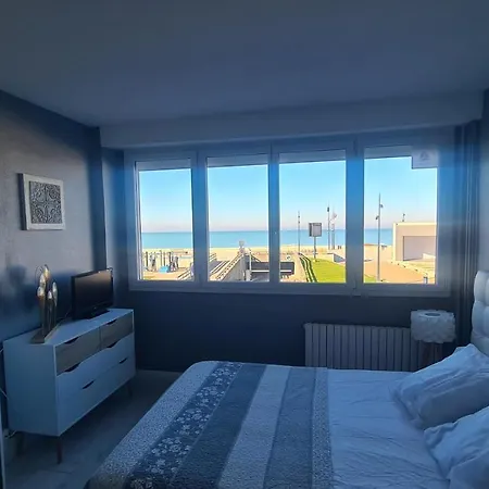 Residence Du Bord De Mer 9 Appartements Avec Une Vraie Vue Mer Le Tréport Exterior foto
