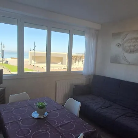 Residence Du Bord De Mer 9 Appartements Avec Une Vraie Vue Mer Le Tréport Exterior foto