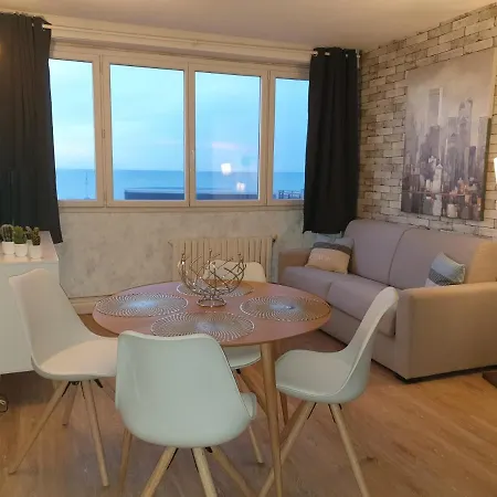 Residence Du Bord De Mer 9 Appartements Avec Une Vraie Vue Mer Le Tréport Exterior foto