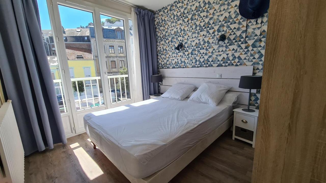 Du Bord De 9 Avec Vraie Vue Apartment *